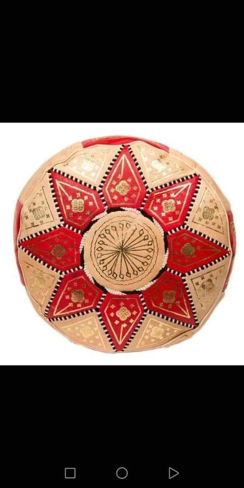 Pouf de salon rouge
